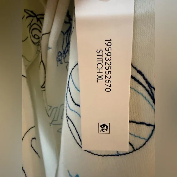 Disney Stitch All Over Print Hoodie XL NWT – See Flaw - Picture 8 of 14